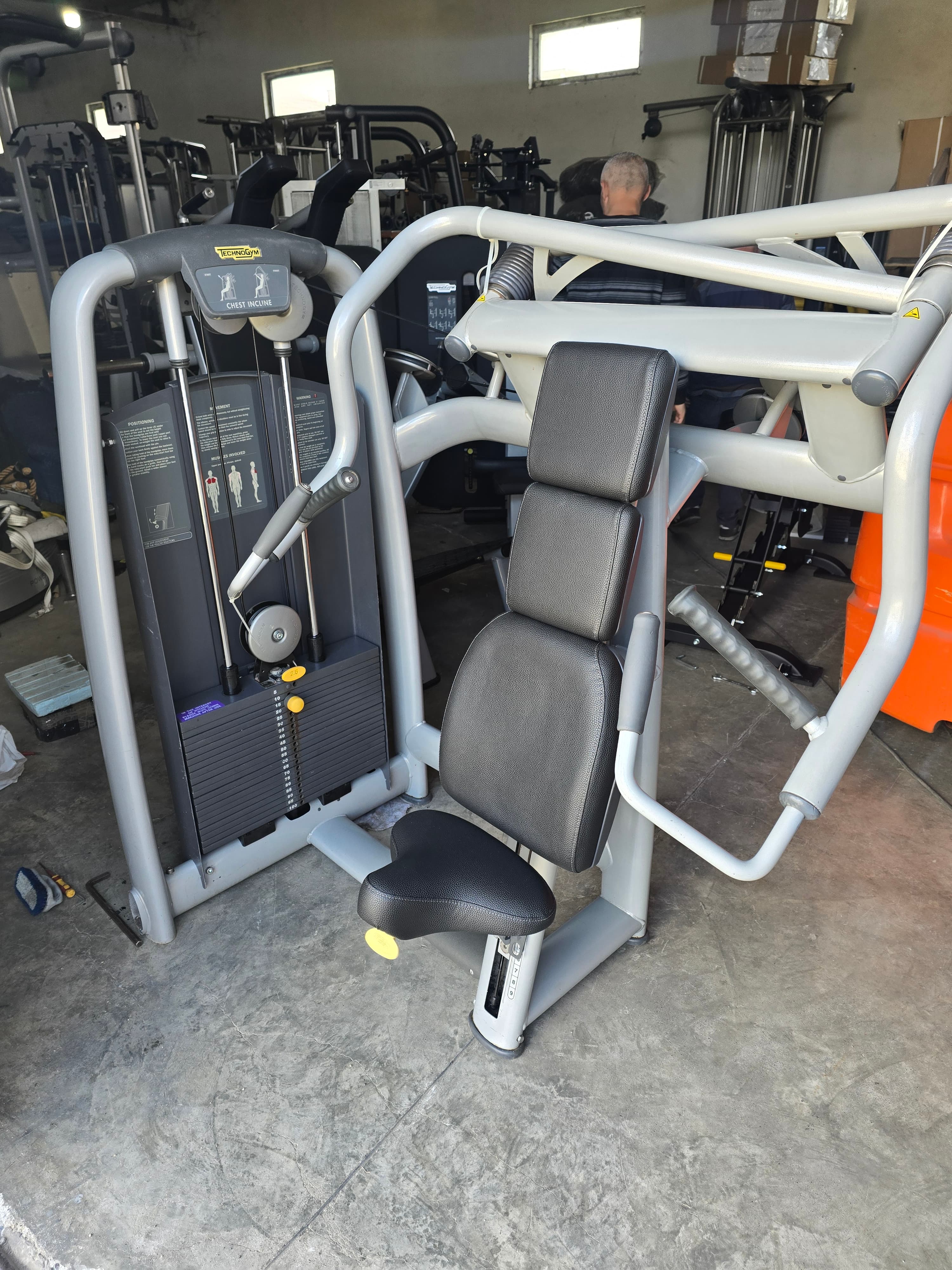 Chest incline Technogym